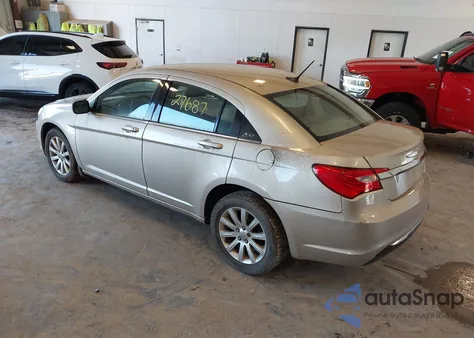 2013 Chrysler 200 Touring from USA, damaged, VIN 1C3CCBBB3DN574359